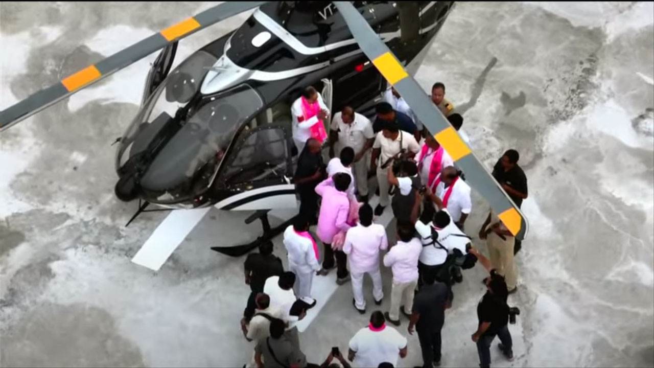 KCR | ఎల్క‌తుర్తి స‌భా ప్రాంగ‌ణానికి చేరుకున్న కేసీఆర్