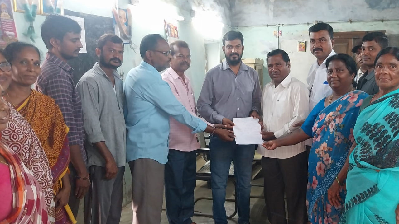 Drinking Water | కార్మిక వాడల్లో మంచినీటి ఎద్దడి.. దాహార్తి తీర్చాలంటూ డిమాండ్‌