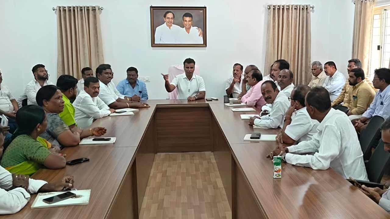 KP Vivekananda | బీఆర్‌ఎస్‌ రజతోత్సవ సభను విజయవంతం చేయండి.. ఎమ్మెల్యే కేపీ వివేకానంద