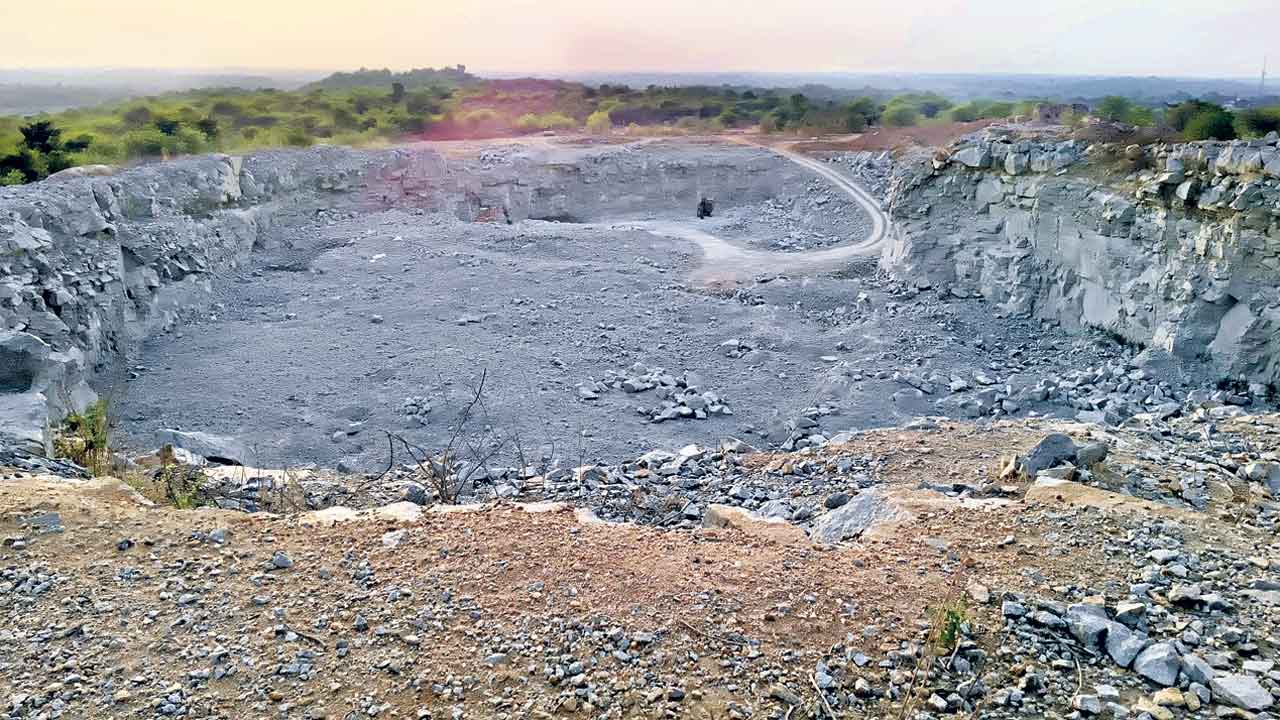 ఉల్లంఘనులు.. నేతల ప్రమేయంపై జోరుగా చర్చ