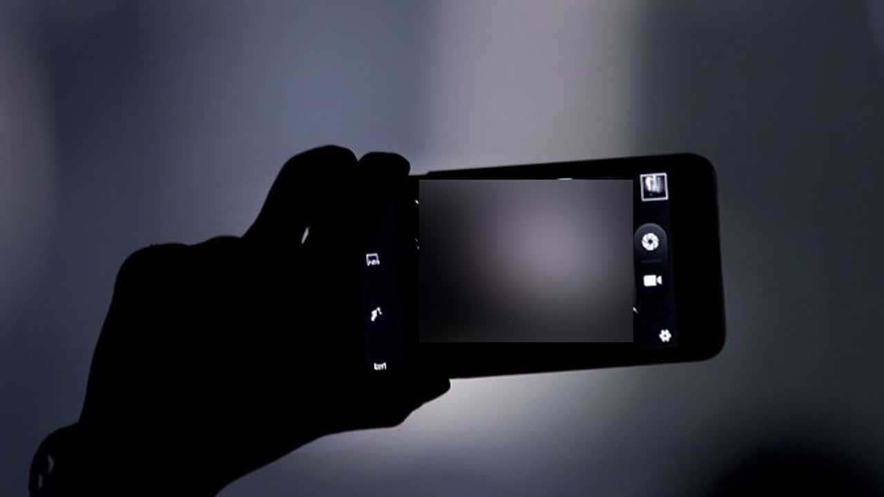 Hyderabad | బాత్రూంలో మొబైల్‌ ఫోన్‌.. యువతి స్నానం చేస్తుండగా రికార్డు చేసిన కామాంధుడు