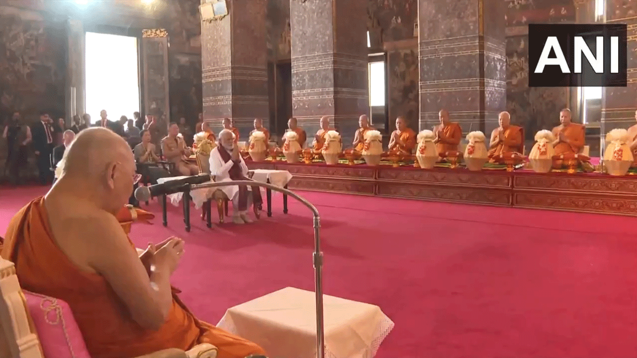 Wat Pho Temple: వాట్ పో బౌద్ద ఆల‌యాన్ని సంద‌ర్శించిన‌ ప్ర‌ధాని మోదీ.. వీడియో