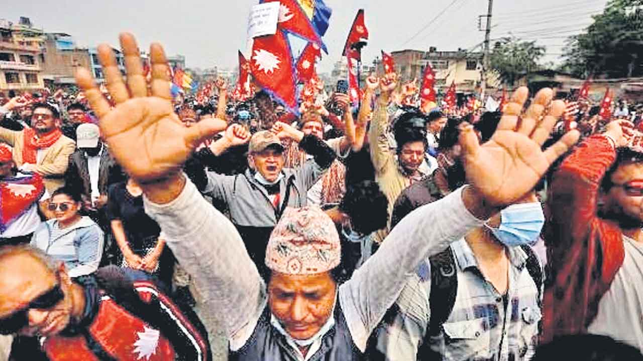 Nepal | రాచరికం మళ్లీ రావాలి.. నేపాల్‌లో భారీ నిరసనలు