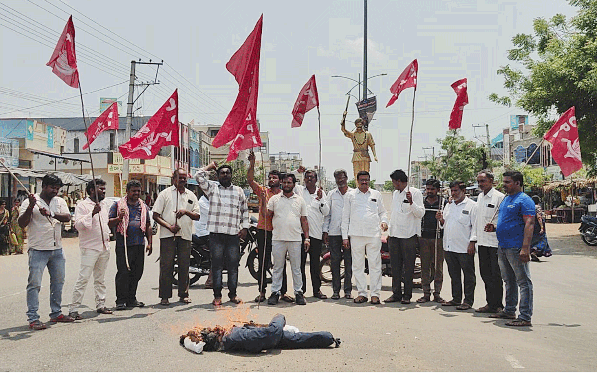 CPI : పేదోడి క‌ష్టార్జితాన్ని పెద్దోడికి దోచిపెట్ట‌డ‌మే ధ్యేయంగా ప‌రిపాల‌న : చండ్ర నరేంద్రకుమార్