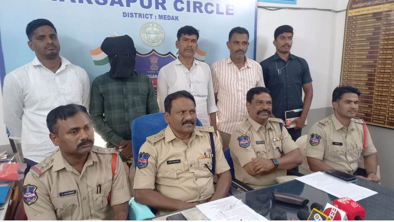 Woman Murder | రూ. 400 కోసం మ‌హిళ దారుణ హ‌త్య‌..