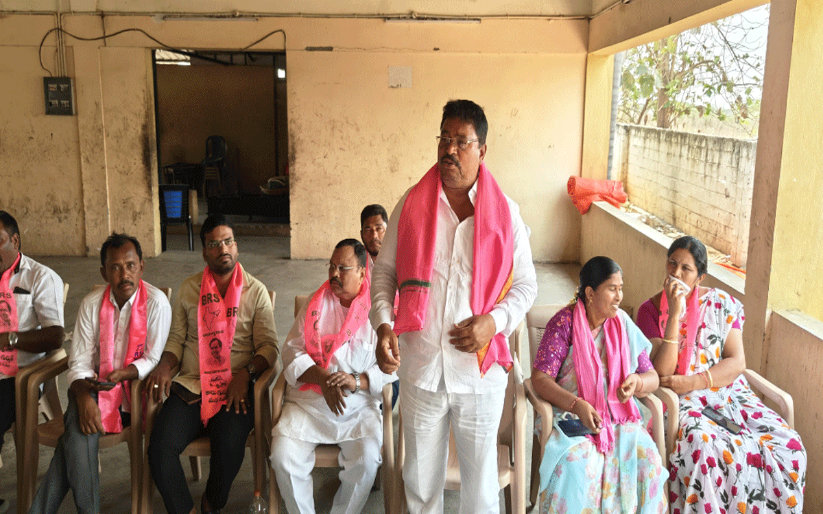 Kodada : కాంగ్రెస్ పాలన పట్ల ప్రజలు విరక్తి : ఎస్కే నయీమ్