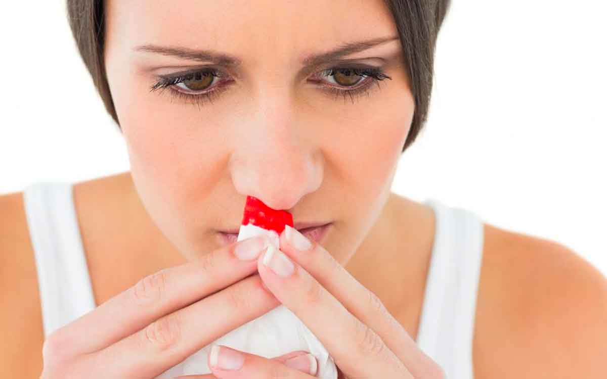 Nose Bleed | ముక్కు నుంచి ర‌క్తం కారుతుందా.. అయితే కార‌ణాలు ఇవే.. ఏం చేయాలంటే..?