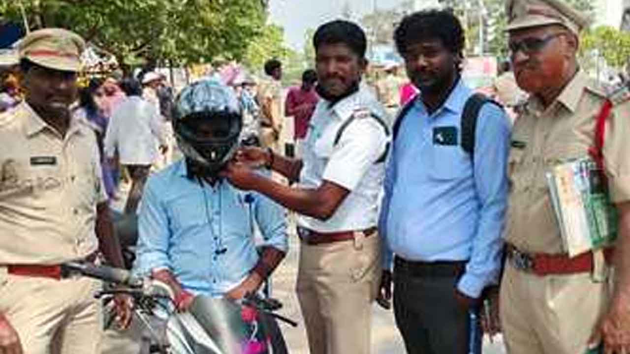 Nizamabad | పెనాల్టీలు వేయడం మా అభిమతం కాదు, మీ రక్షణే మా ధ్యేయం..నిజామాబాద్‌లో పోలీసుల స్పెషల్ డ్రైవ్