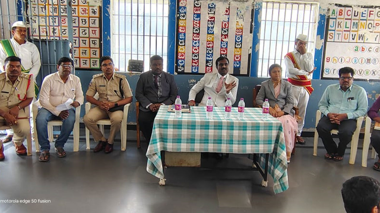 Vikarabad | ఖైదీలు సత్ప్రవర్తనతో మెలగాలి : జిల్లా న్యాయమూర్తి శ్రీనివాస్‌రెడ్డి