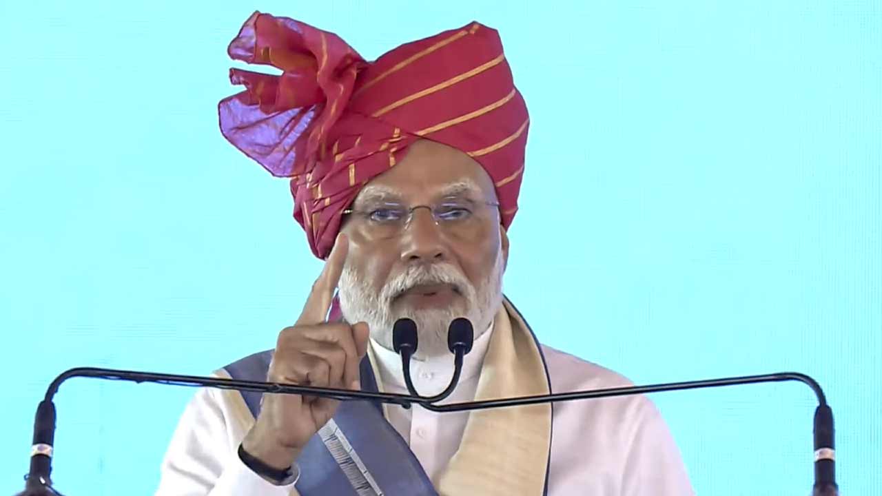 PM Modi | కంచ గచ్చిబౌలి భూములపై స్పందించిన ప్రధాని మోదీ.. కాంగ్రెస్‌ ప్రభుత్వ తీరుపై ఫైర్‌!