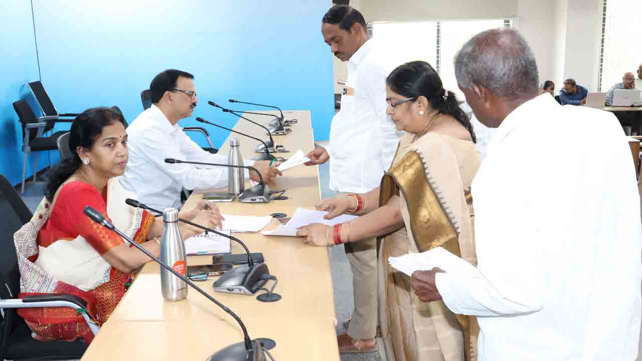 Prajavani | ప్రజా సమస్యల సత్వర పరిష్కారం కోసం ప్రజావాణి : అదనపు కలెక్టర్ విజయేందర్ రెడ్డి