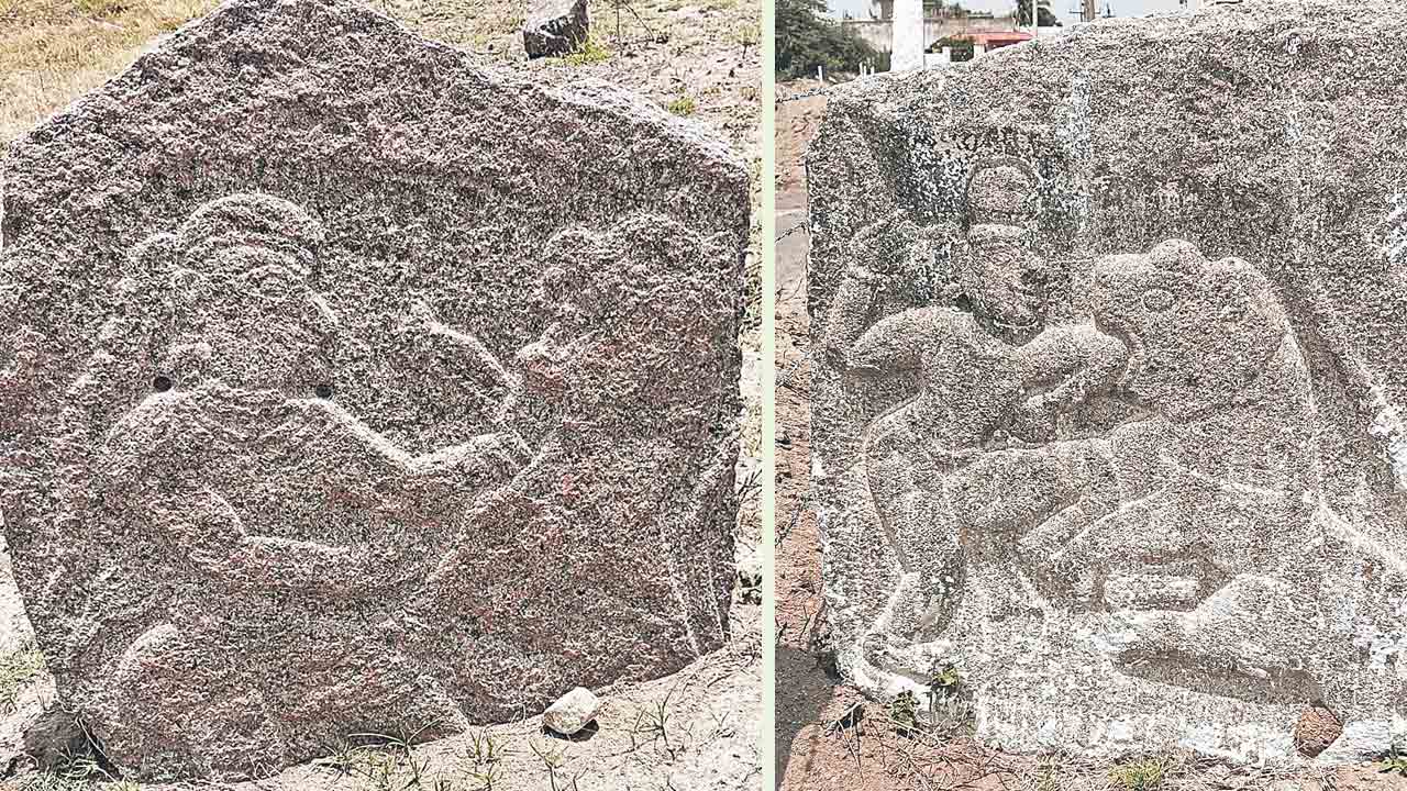 గౌరాయపల్లిలో బయటపడ్డ పులివేట వీరగల్లులు