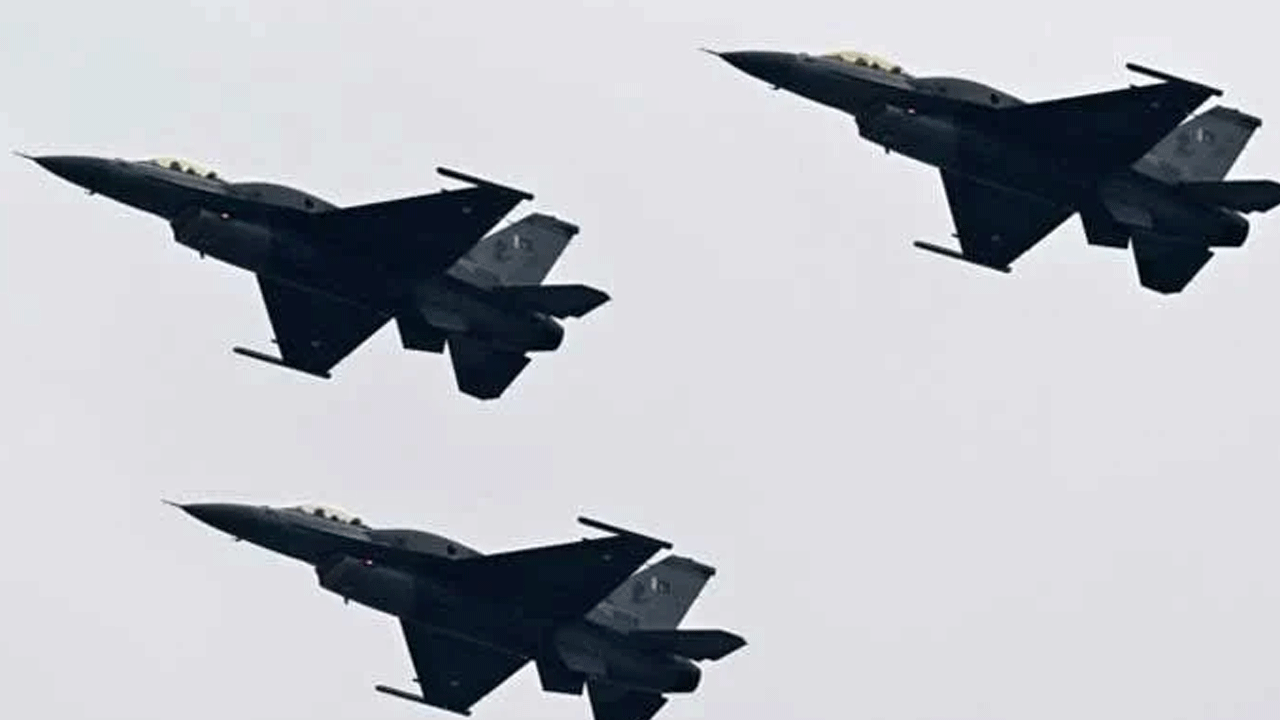 Rafale jets: బోర్డ‌ర్ వ‌ద్ద ర‌ఫేల్ విమానాల పెట్రోలింగ్