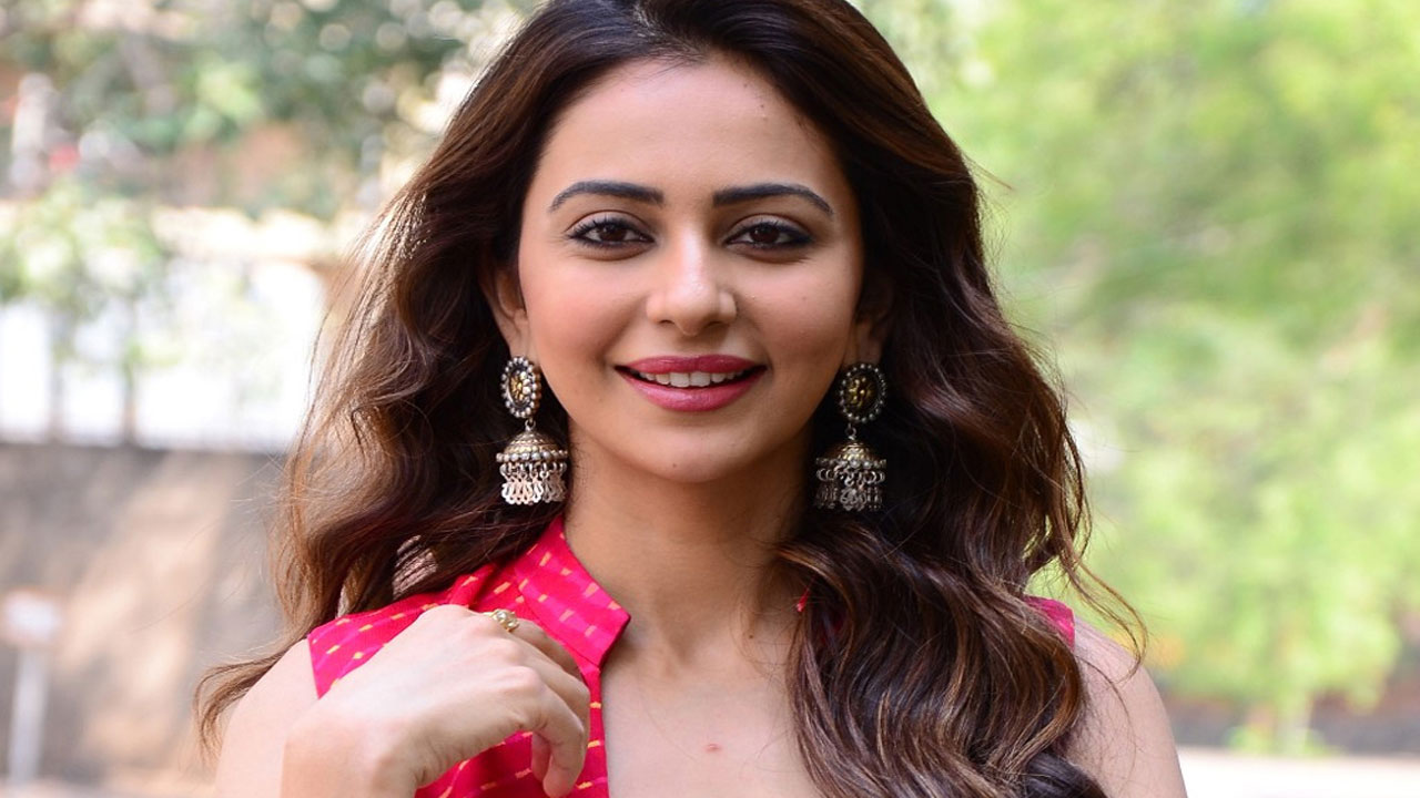 Rakul Preet Singh | ఏంటి.. ర‌కుల్ ప్రీత్ సింగ్ ప్ర‌గ్నెంటా… అందుకే అలా చేస్తుందా?