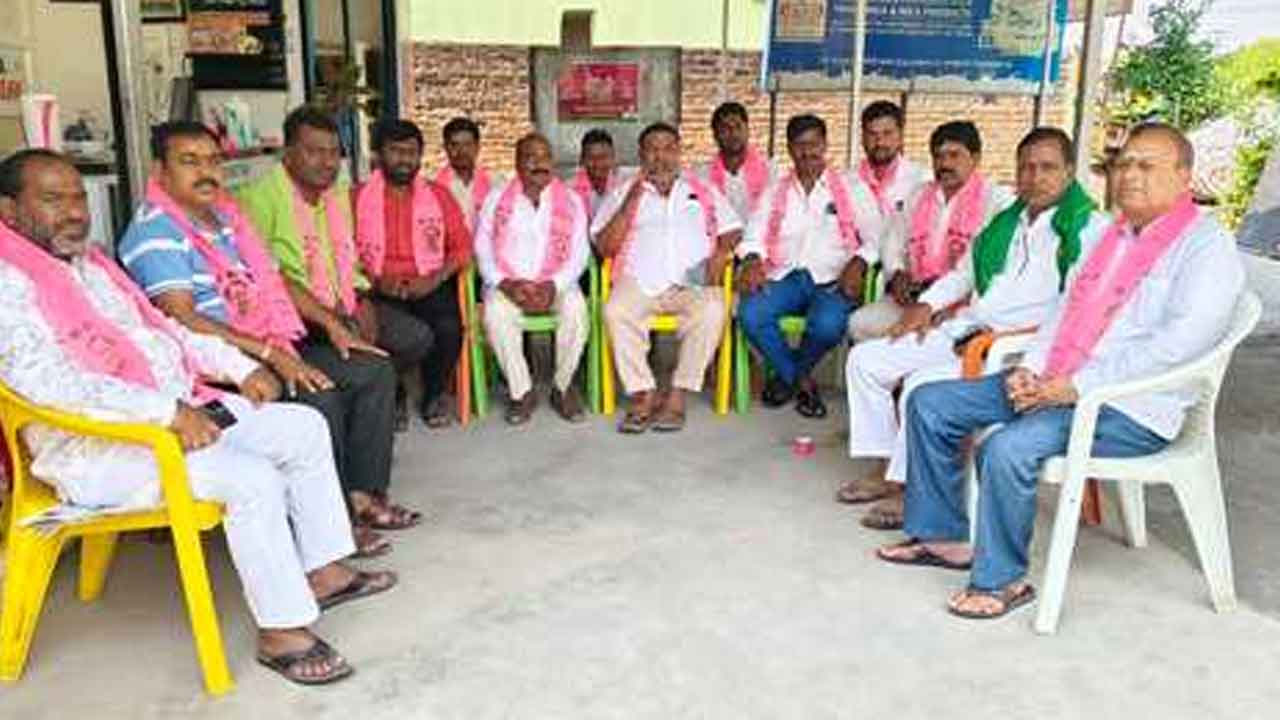 BRS | బీఆర్ఎస్ సభకు స్వచ్ఛందంగా తరలి రావాలి  : సట్టు తిరుమలేష్