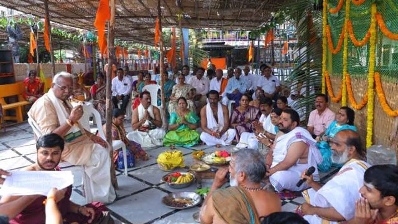 Shivanagar | వైభవంగా పుష్కర కాల కుంభాభిషేక మహోత్సవం