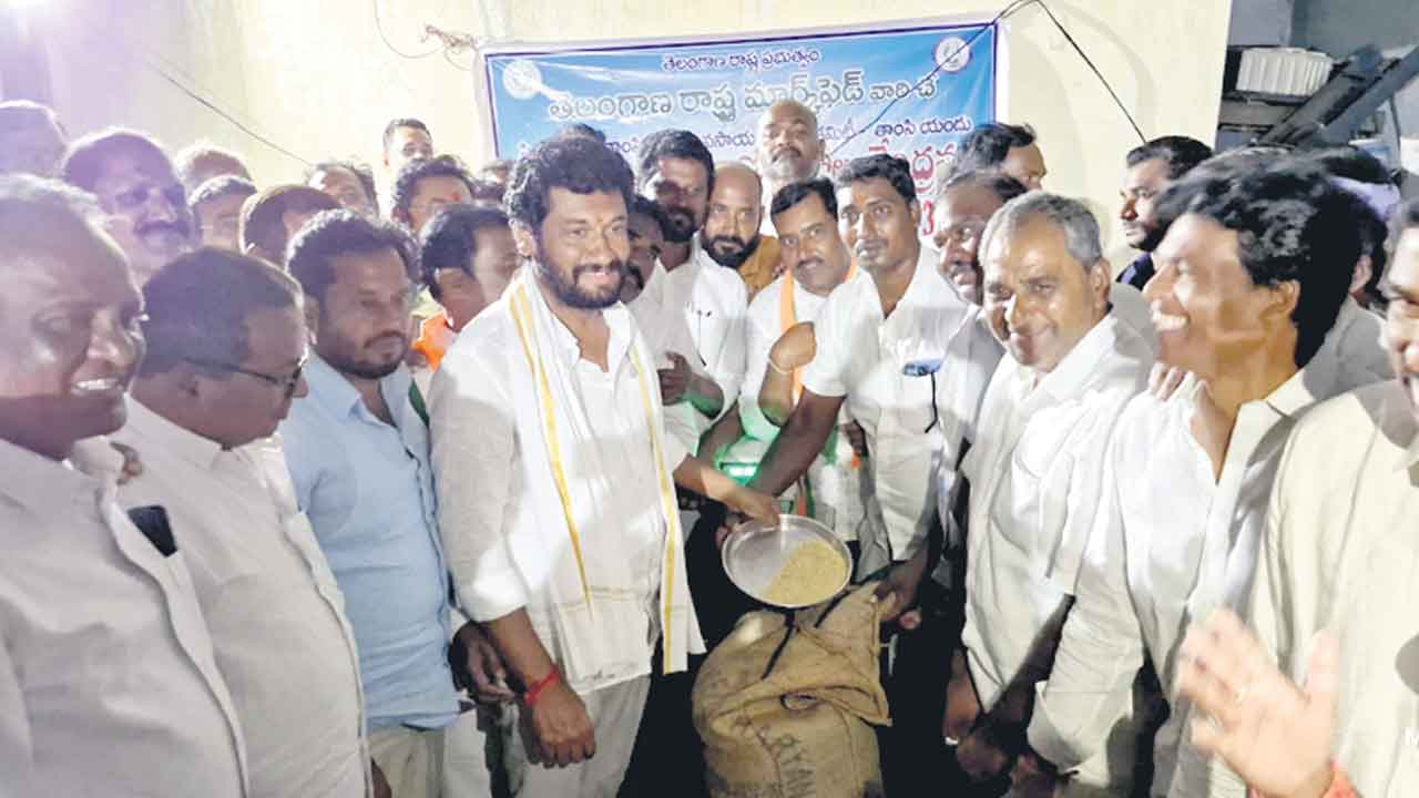 జొన్న రైతులకు అన్యాయం చేస్తే ఊరుకోం