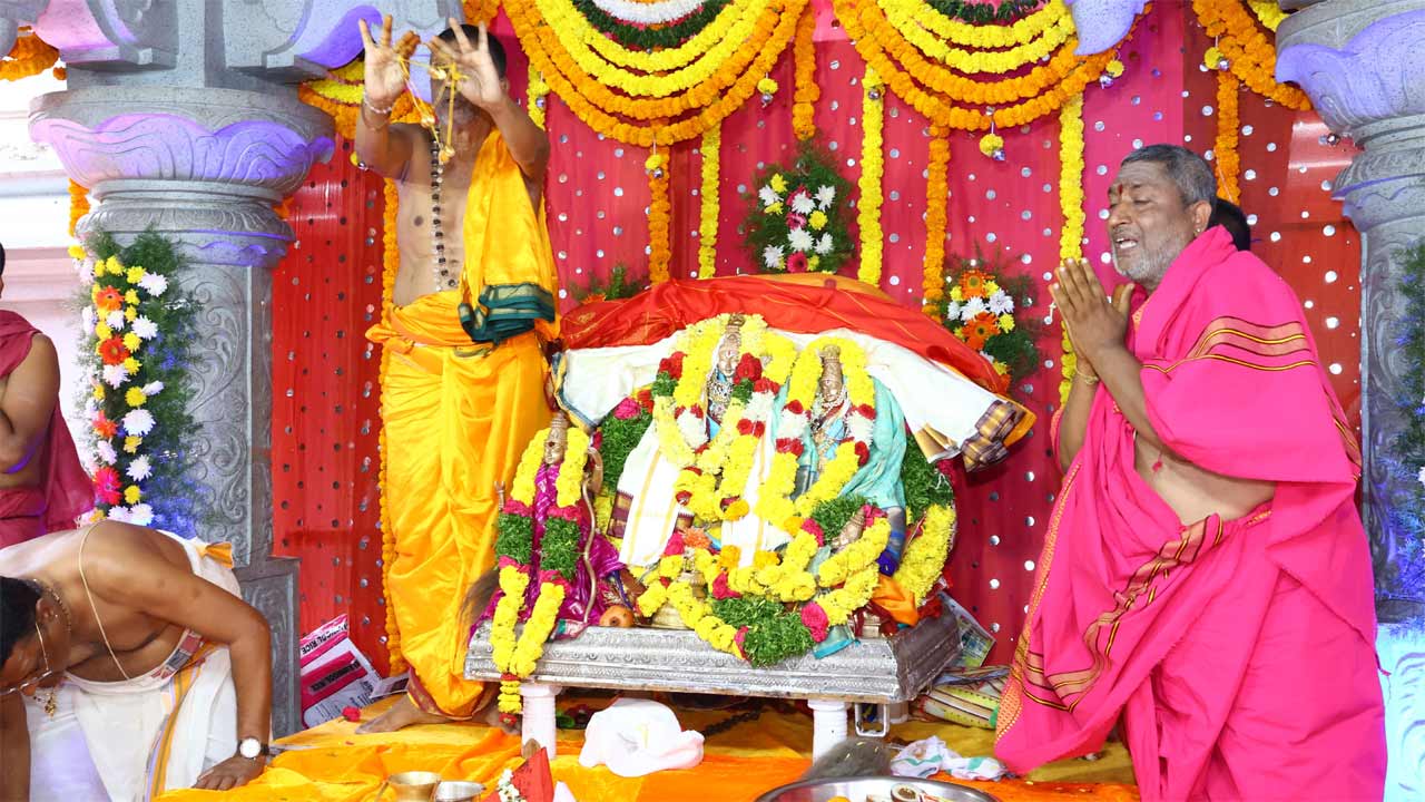 Yadagirigutta | యాదగిరిగుట్టలో కనువిందుగా సీతారాముల కల్యాణం