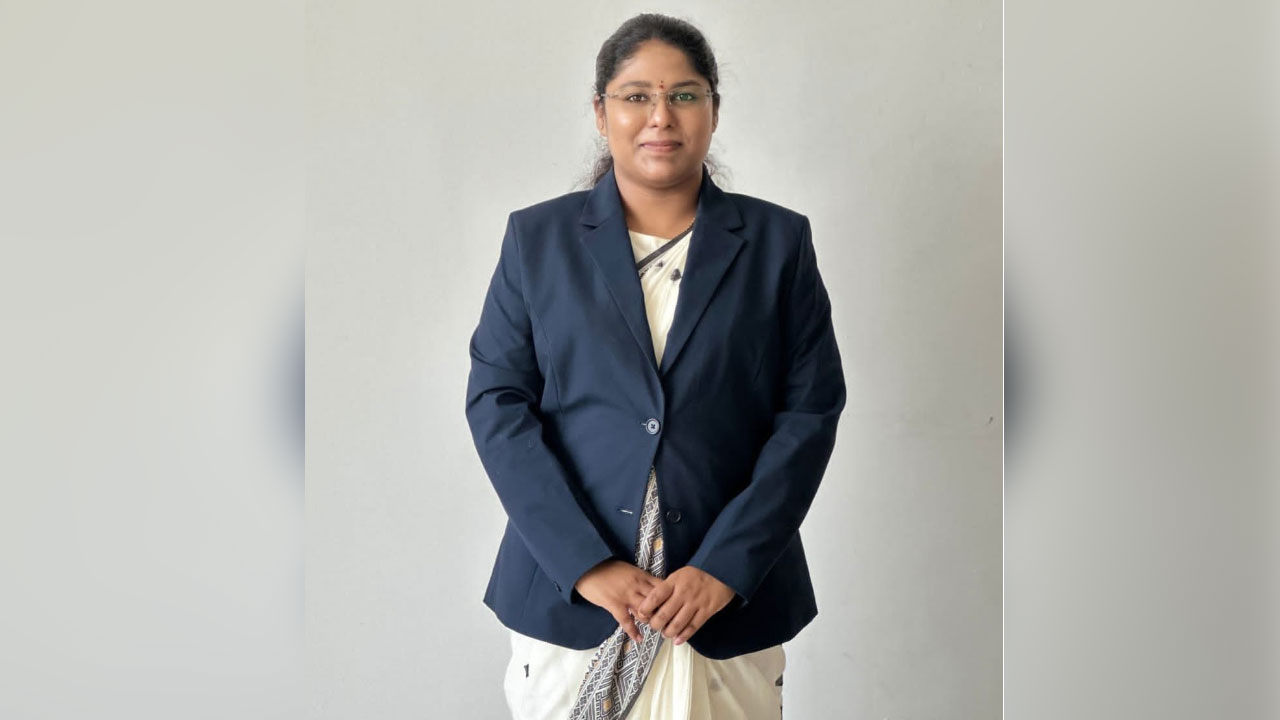 Junior Civil Judge | జూనియర్ సివిల్ జడ్జిగా గట్టు స్వర్ణ మల్లిక