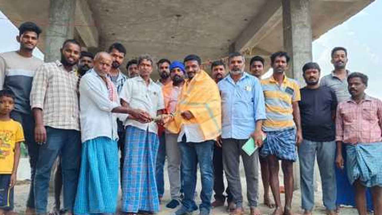 Yellamma Temple | ఎల్లమ్మ గుడి నిర్మాణానికి రూ.50 వేల విరాళం అందజేత