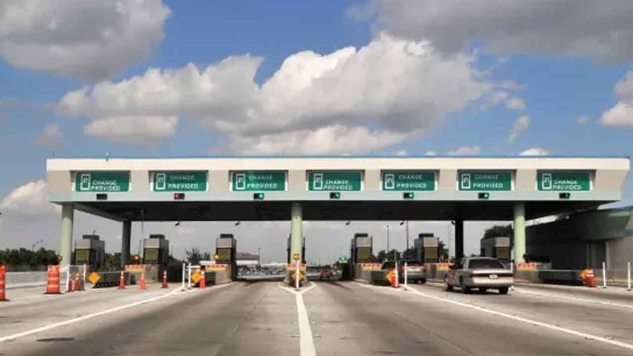 Toll Fee | ఏడాదికి మూడు వేల టోల్‌ ఫీజు.. వాహనదారులకు కేంద్రం అన్‌లిమిటెడ్‌ ట్రావెల్‌ ఆఫర్‌!