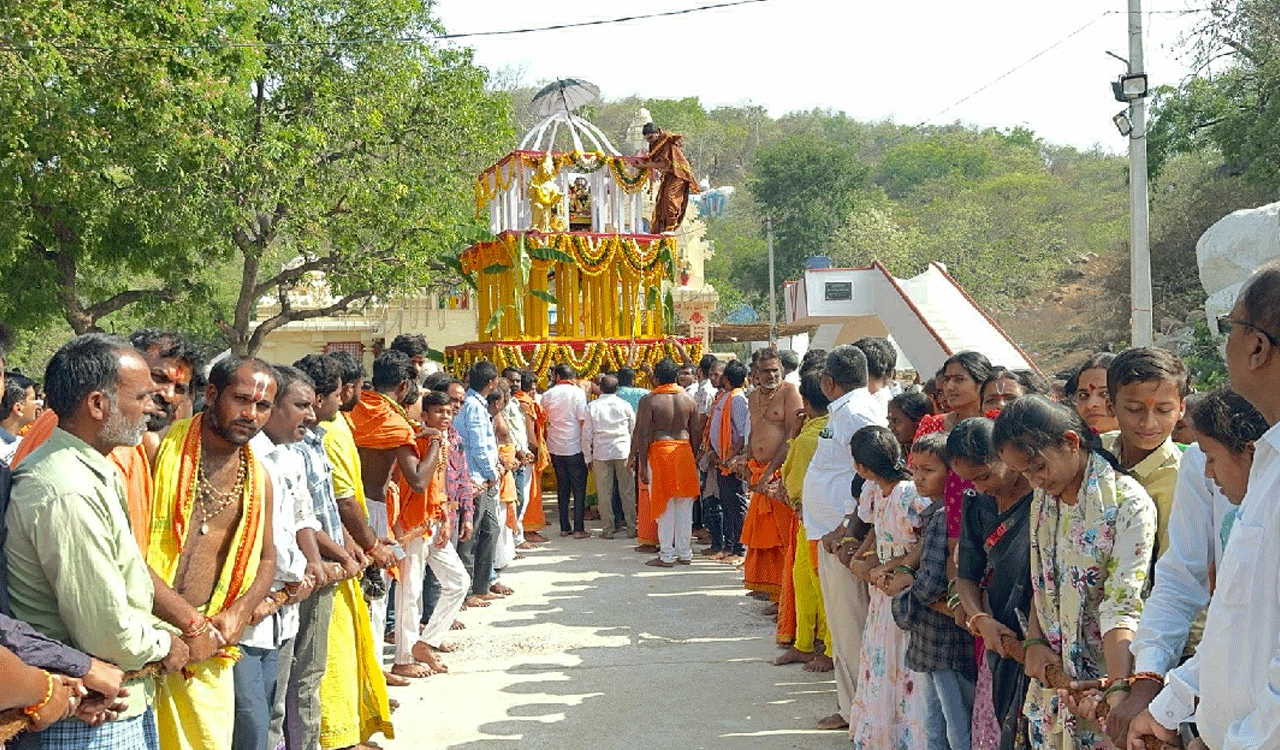 Ramulagutta | రామనామస్మరణతో మార్మోగిన రాములగుట్ట