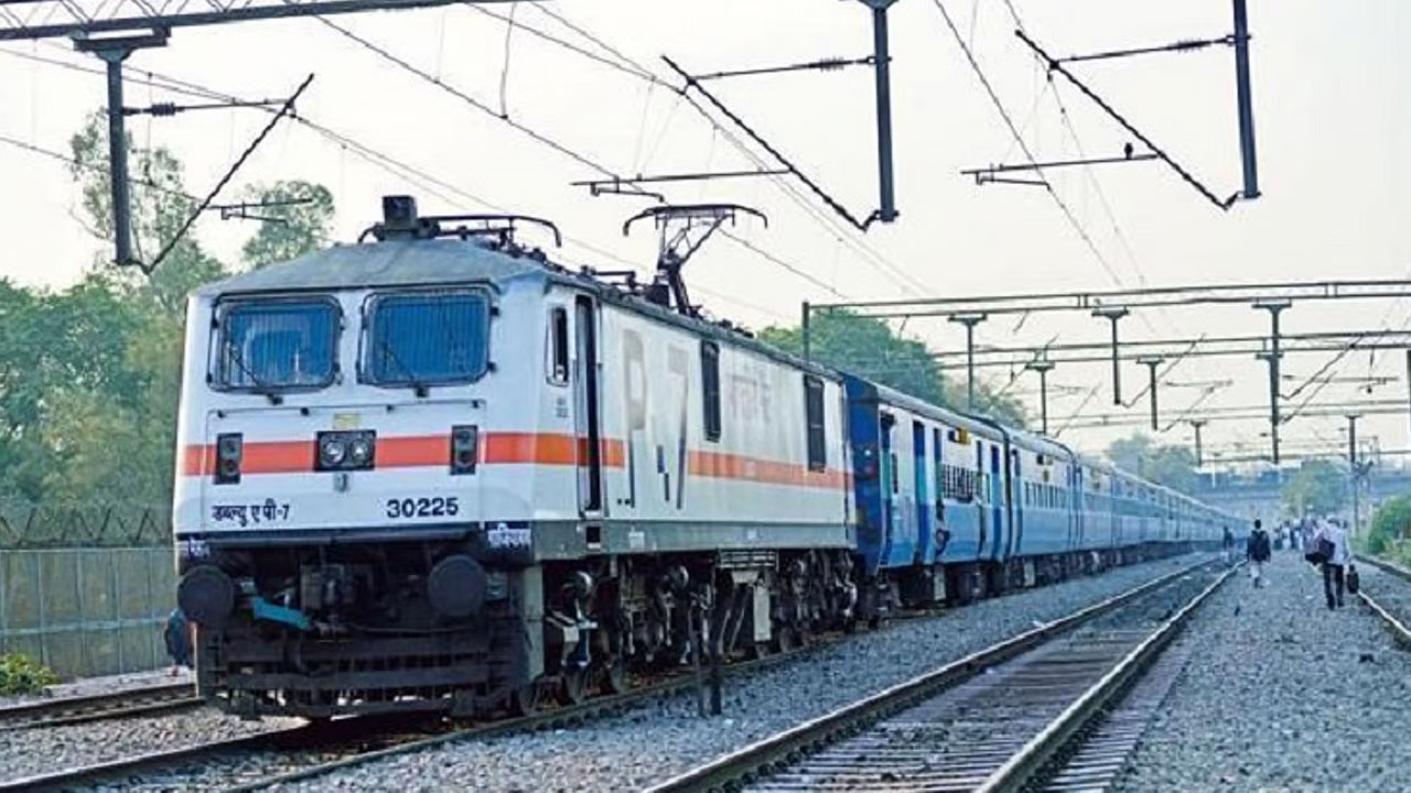 Venkatadri Express | వెంకటాద్రి రైల్లో దొంగతనం.. రెండున్న‌ర తులాల మంగ‌ళ‌సూత్రం అప‌హ‌ర‌ణ‌