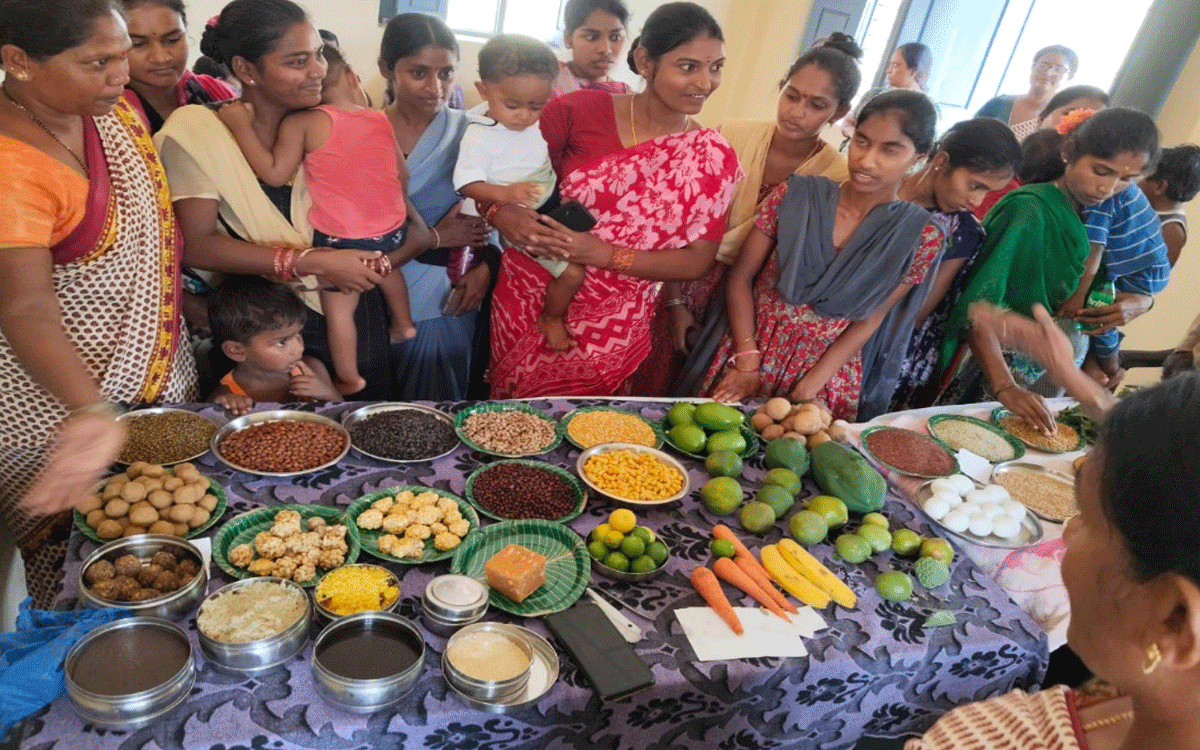 Munugode : గ‌ర్భిణులు పోషకాహారం తీసుకోవాలి : ఏసీడీపీఓ వెంక‌ట‌మ్మ‌