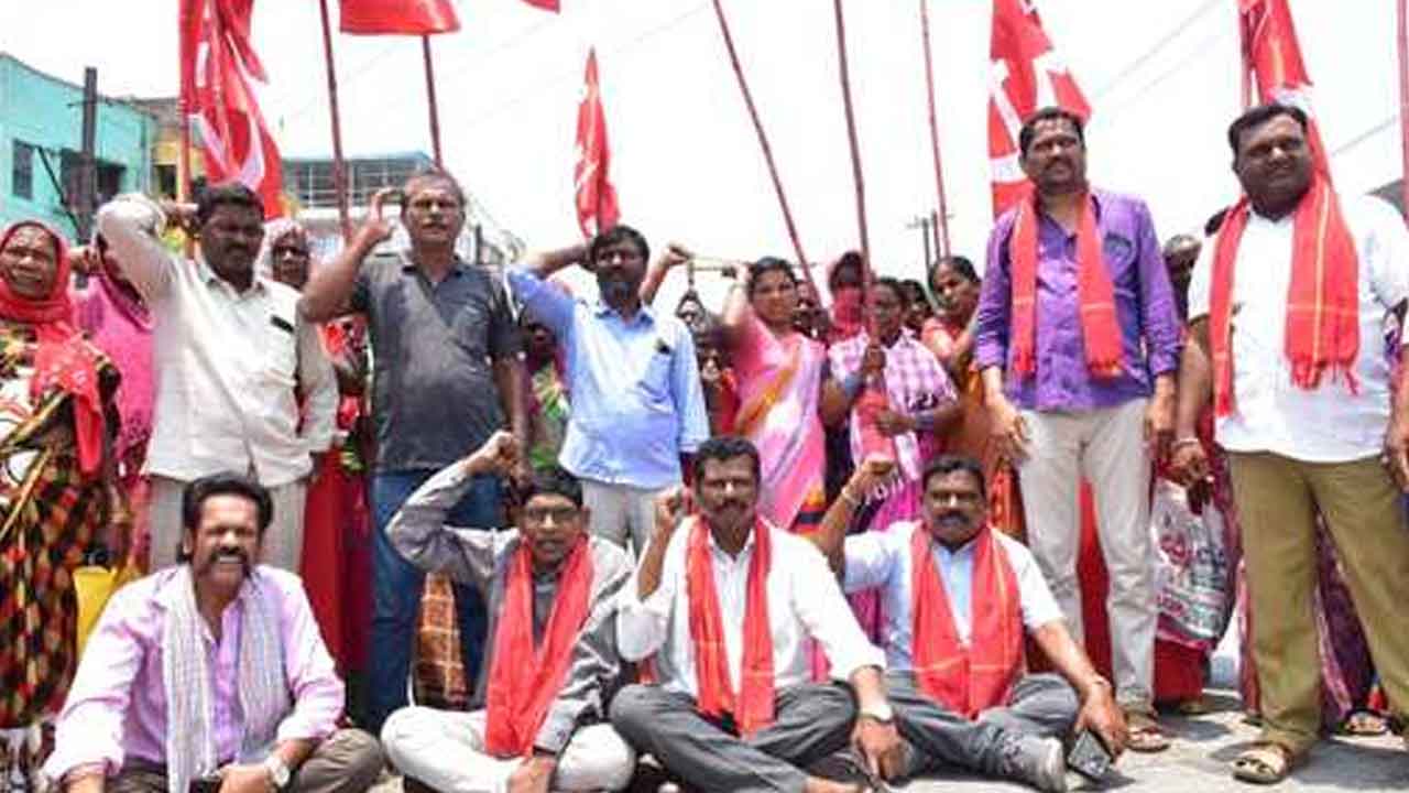 CPI | నిత్యావసరాల ధరలను తగ్గించాలి : మేకల రవి