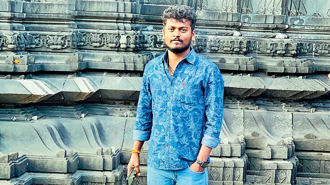 క్రికెట్‌ ఆడుతూ.. ఆగిన గుండె