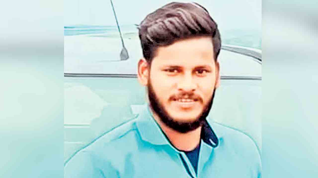 యువకుడి ఆత్మహత్య