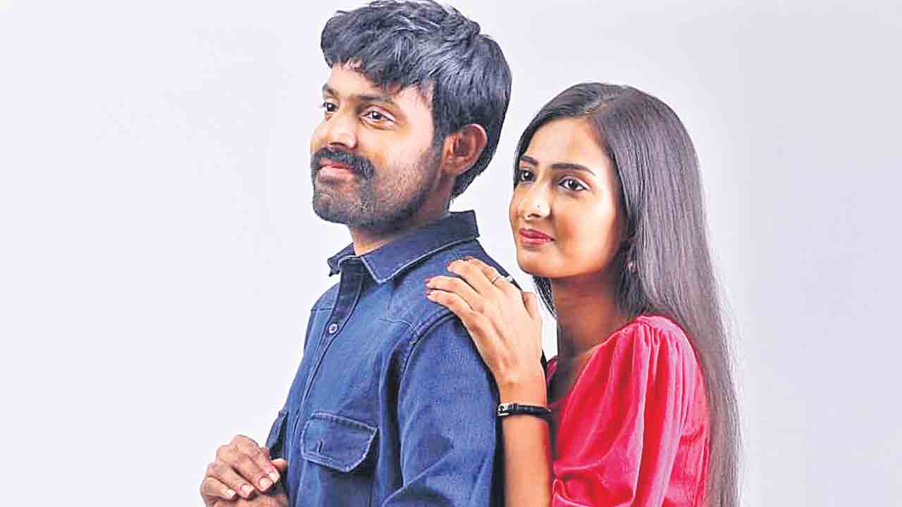 వినూత్నంగా వైభవం