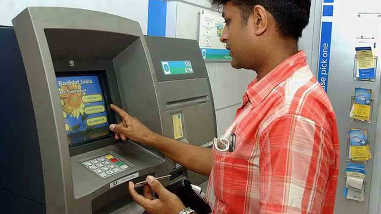 ATM Charges | నేటి నుంచి ఏటీఎం చార్జీల పెంపు.. పరిమితికి మించితే వాతే!