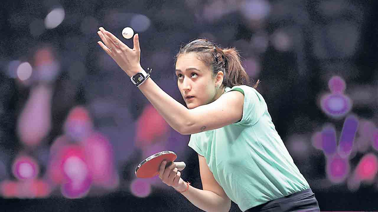 మనిక, మానవ్‌ ఔట్‌