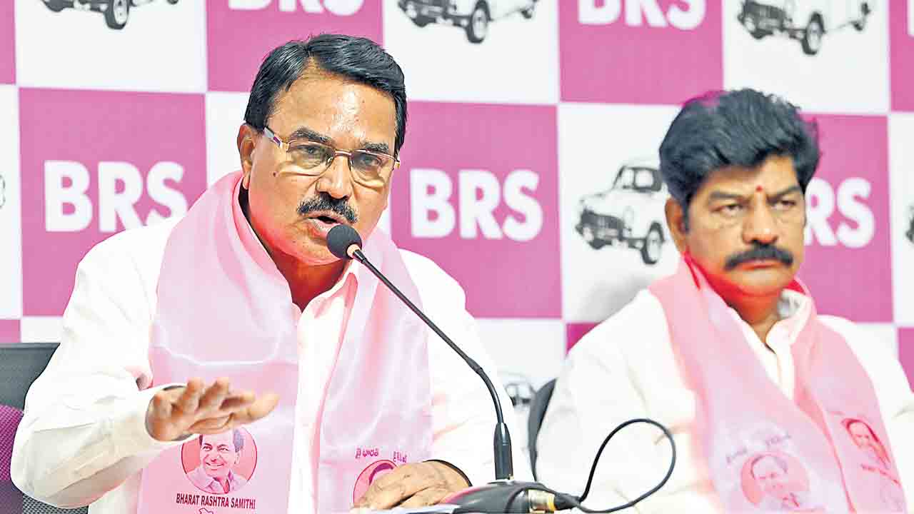 కృష్ణా జలాల్లో వాటా కోసం పోరాడాలి