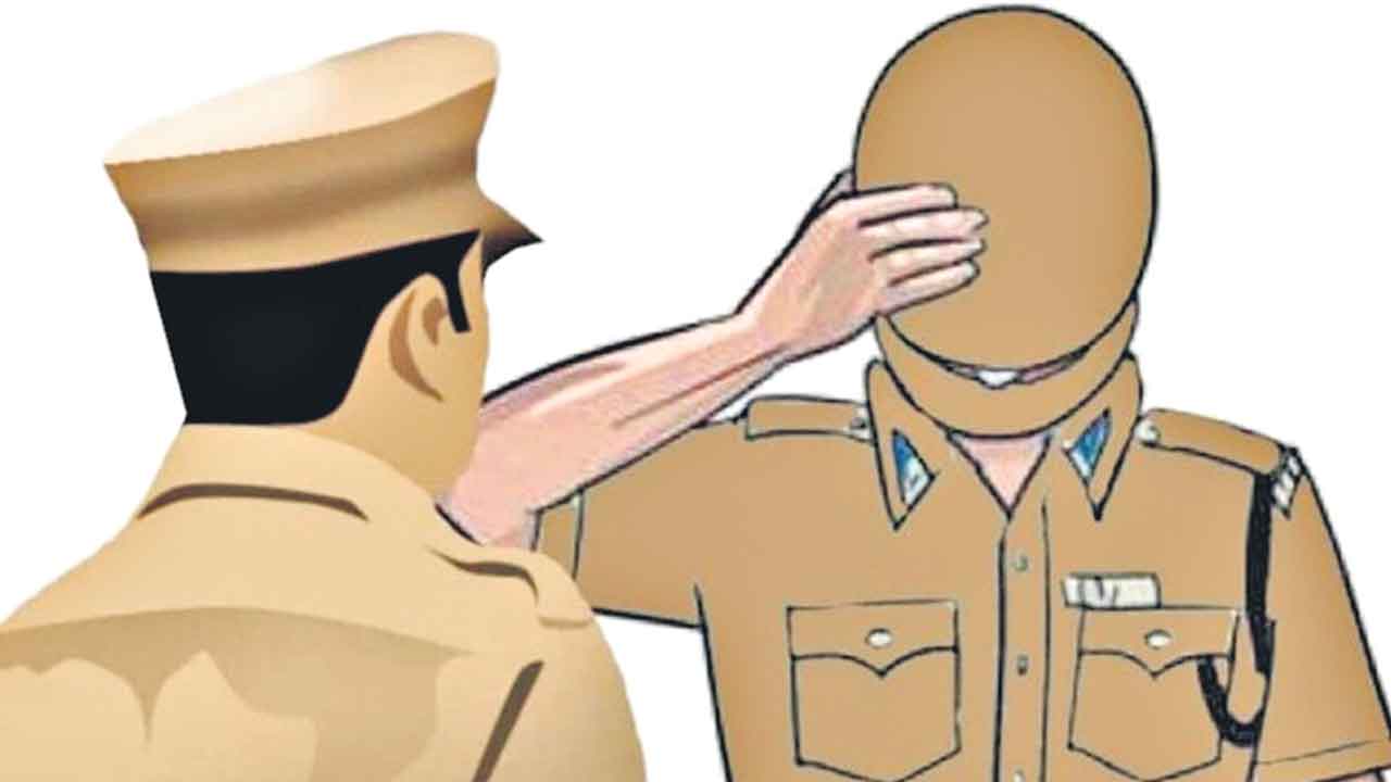 Arogya Bhadratha | గాలిలో దీపంలా పోలీసు ఆరోగ్య భద్రత!.. హెల్త్‌ పాలసీ తీసుకోవాలంటూ సిబ్బందికి సూచిస్తున్న ఉన్నతాధికారులు!
