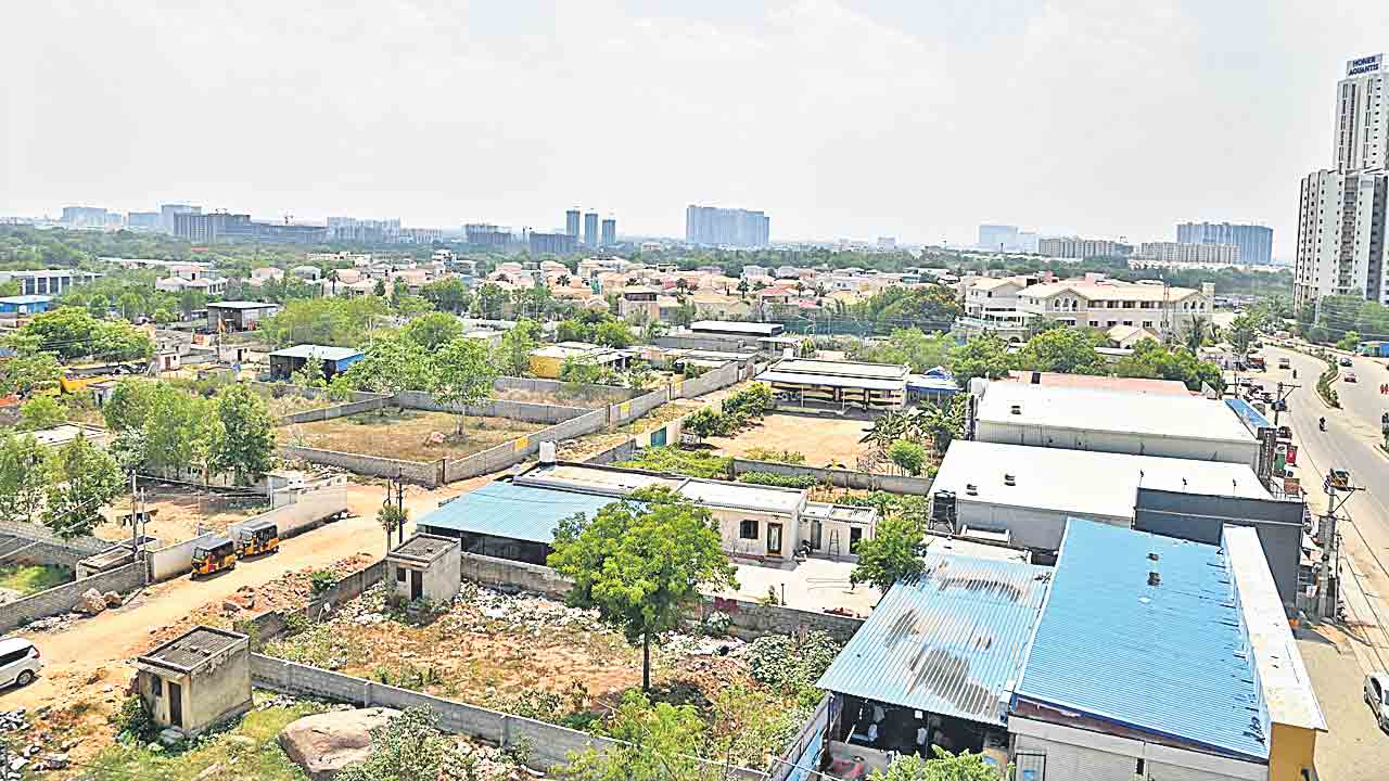 Gopanpally | గోపన్‌పల్లిపై భూసేకరణ పిడుగు.. 71 సర్వే నంబర్లలోని 439.15 ఎకరాల్లో రిజిస్ట్రేషన్ల నిలిపివేత!