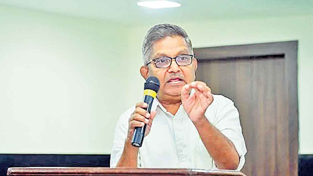 పోరాటం ఉగ్రవాదంపైనే..ప్రజలపై కాదు