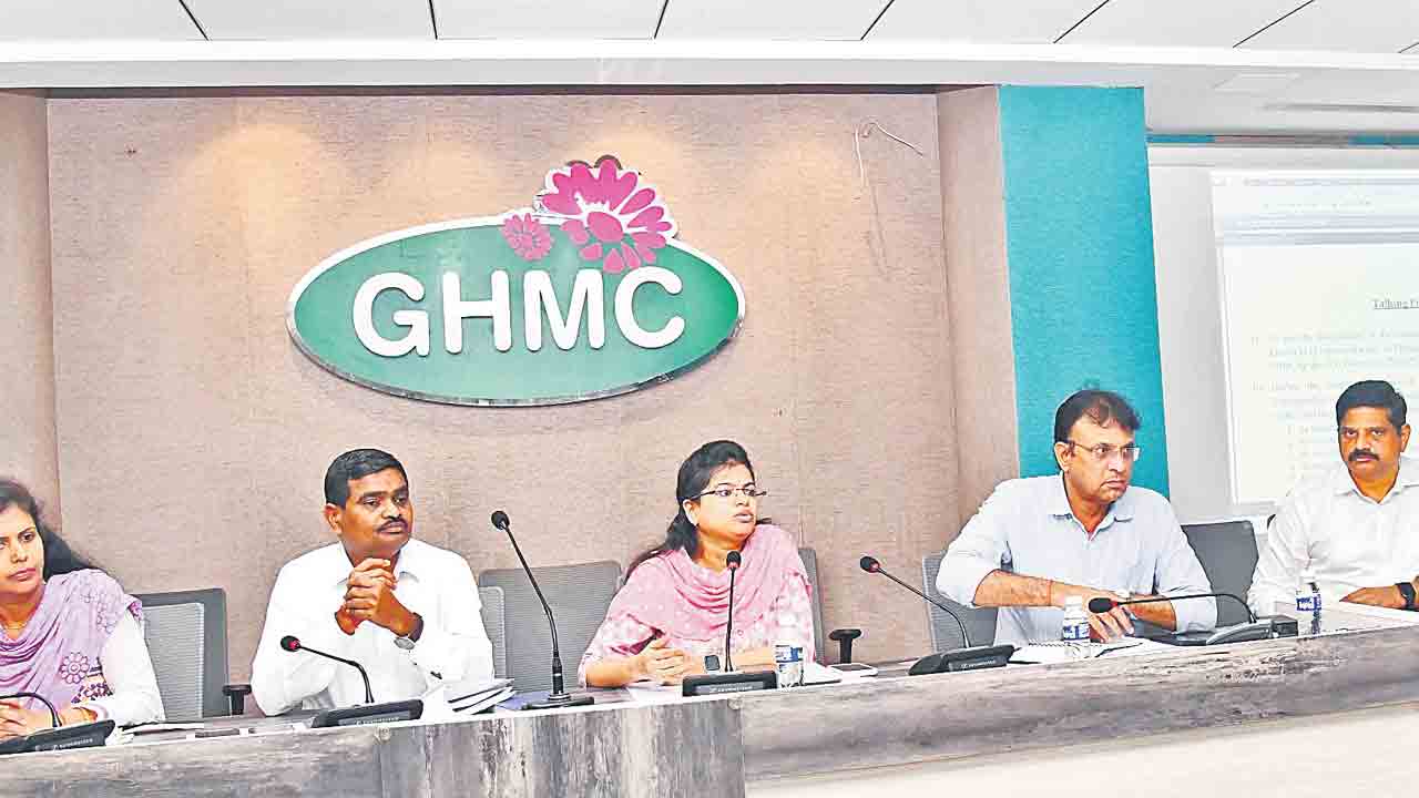 ట్రాన్స్‌జెండర్లు ఆర్థికంగా నిలదొక్కుకోవాలి