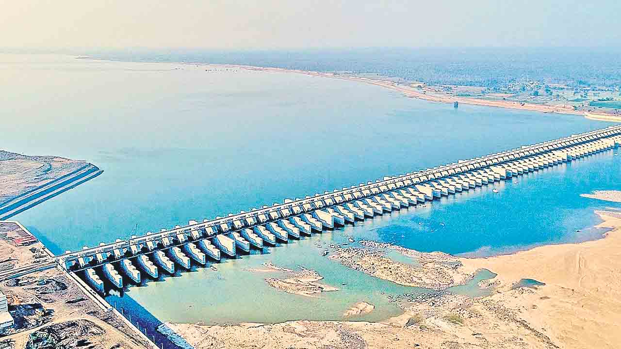 Medigadda Barrage | మేడిగడ్డపై ఎన్డీఎస్ఏ రిపోర్టు ఔట్.. మరో కమిటీ ఇన్కొత్త నాటకం!