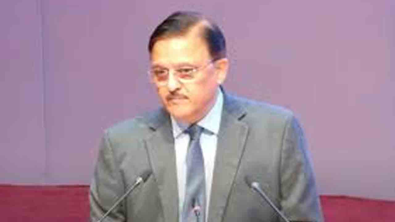 Justice AS Oka | సీజేఐ కేంద్రంగా పని చేస్తున్న సుప్రీం.. ఇది మారాలి: జస్టిస్‌ ఓకా