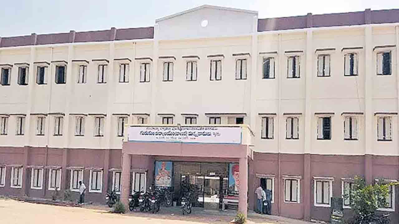 గురుకులాల నిర్వహణ జోనల్ ఆఫీసర్లదే