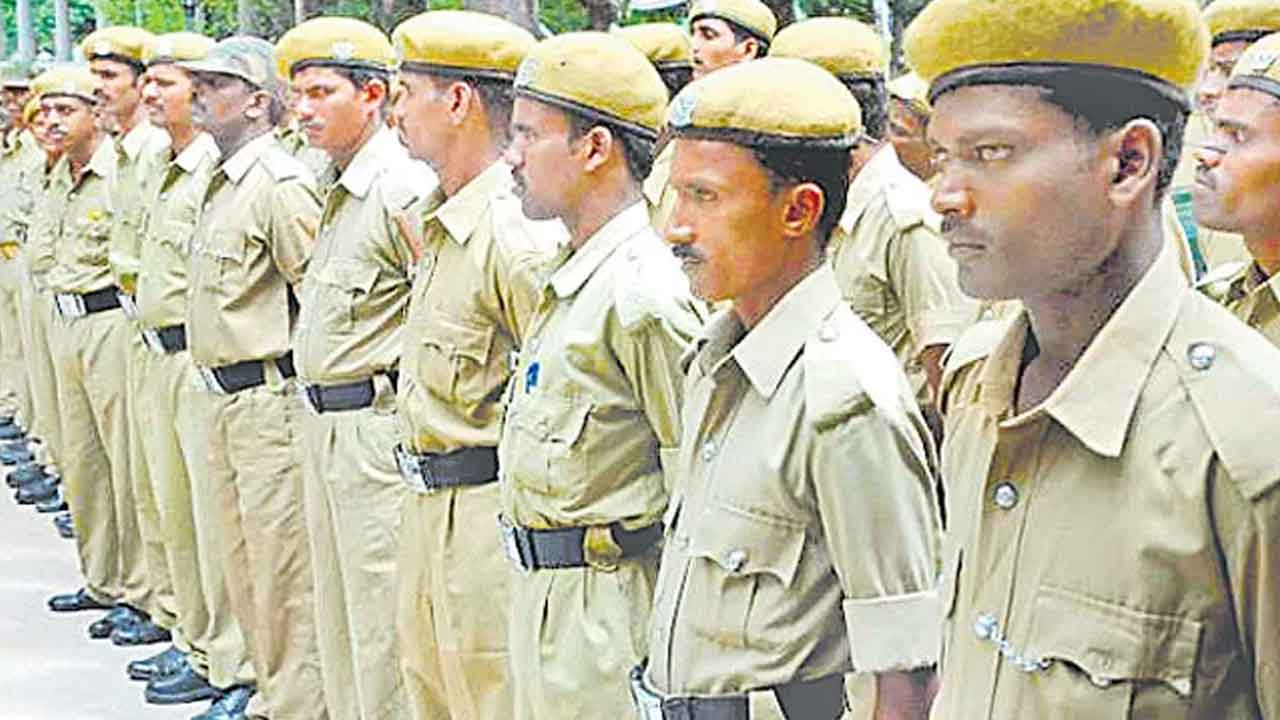 Home Guards | మానసికంగా, ఆర్థికంగా సిద్ధంగా ఉండండి.. హోంగార్డులకు ఈ నెలలోనూ వేతనాలు ఆలస్యమే