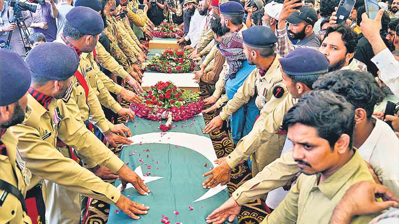 గట్టి జవాబిస్తాం