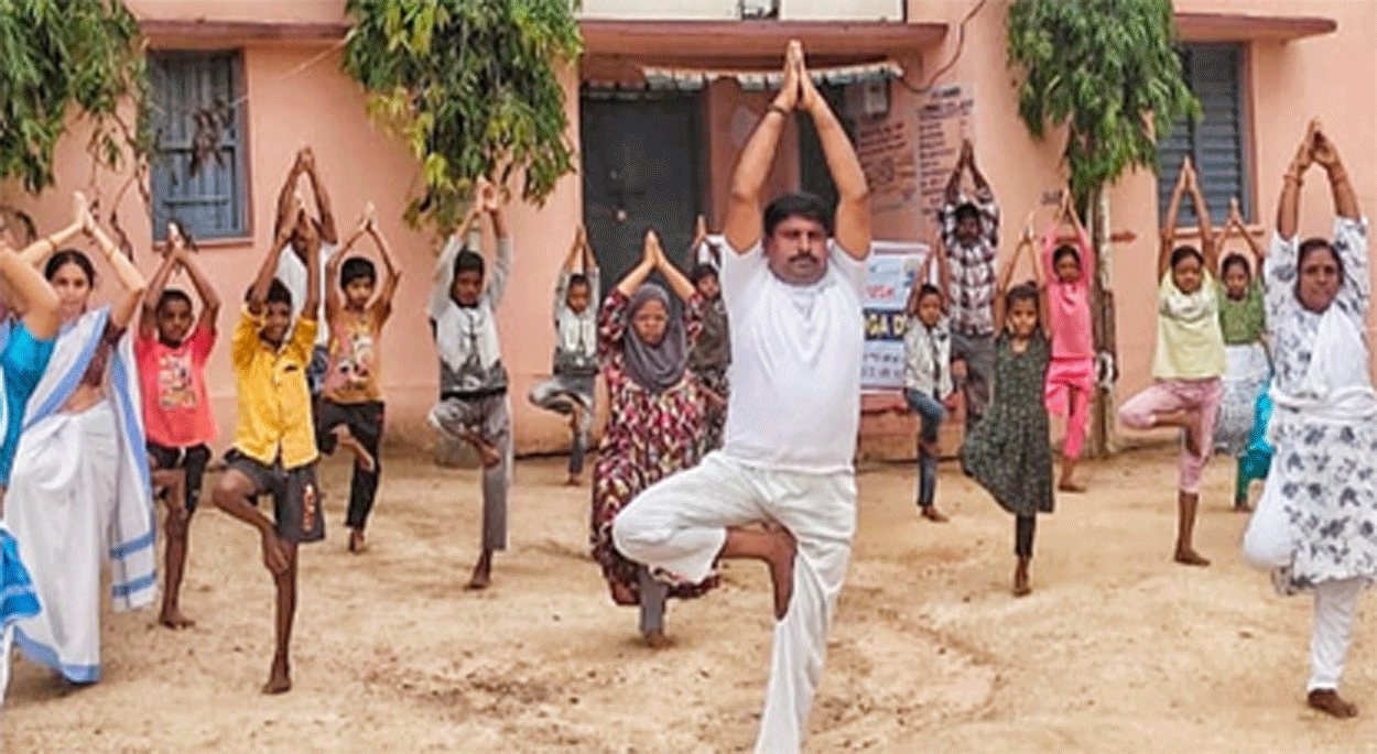 Yoga | యోగా తోనే శారీరక, మానసిక ఆరోగ్యం