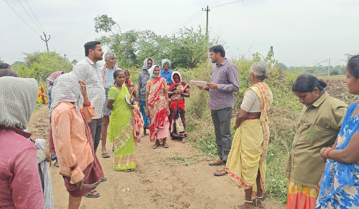 SRSP Canals | రైతులకు సాగునీరందేలా ఎస్‌ఆర్‌ఎస్‌పీ కాలువలను శుభ్రం చేయాలి.. పెద్దపల్లి ఎంపీడీవో కొప్పుల శ్రీనివాస్