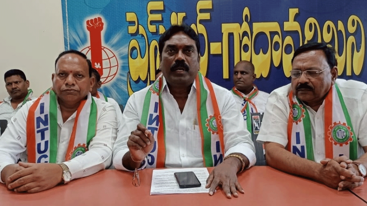 INTUC | వివేక్ వెంకటస్వామి కుటుంబాన్ని కాంగ్రెస్ నుండి సస్పెండ్ చేయాలి.. ఐఎన్టీయూసీ డిమాండ్