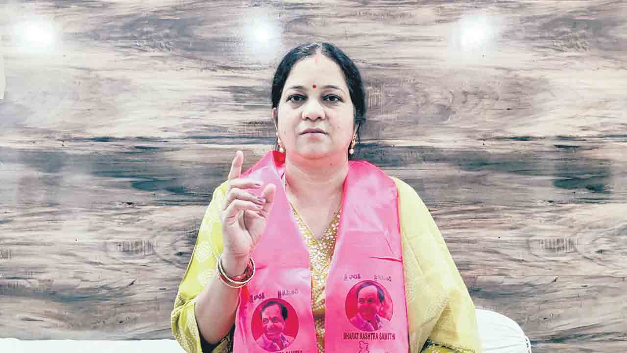 అందాల తారలకు 30 తులాల?