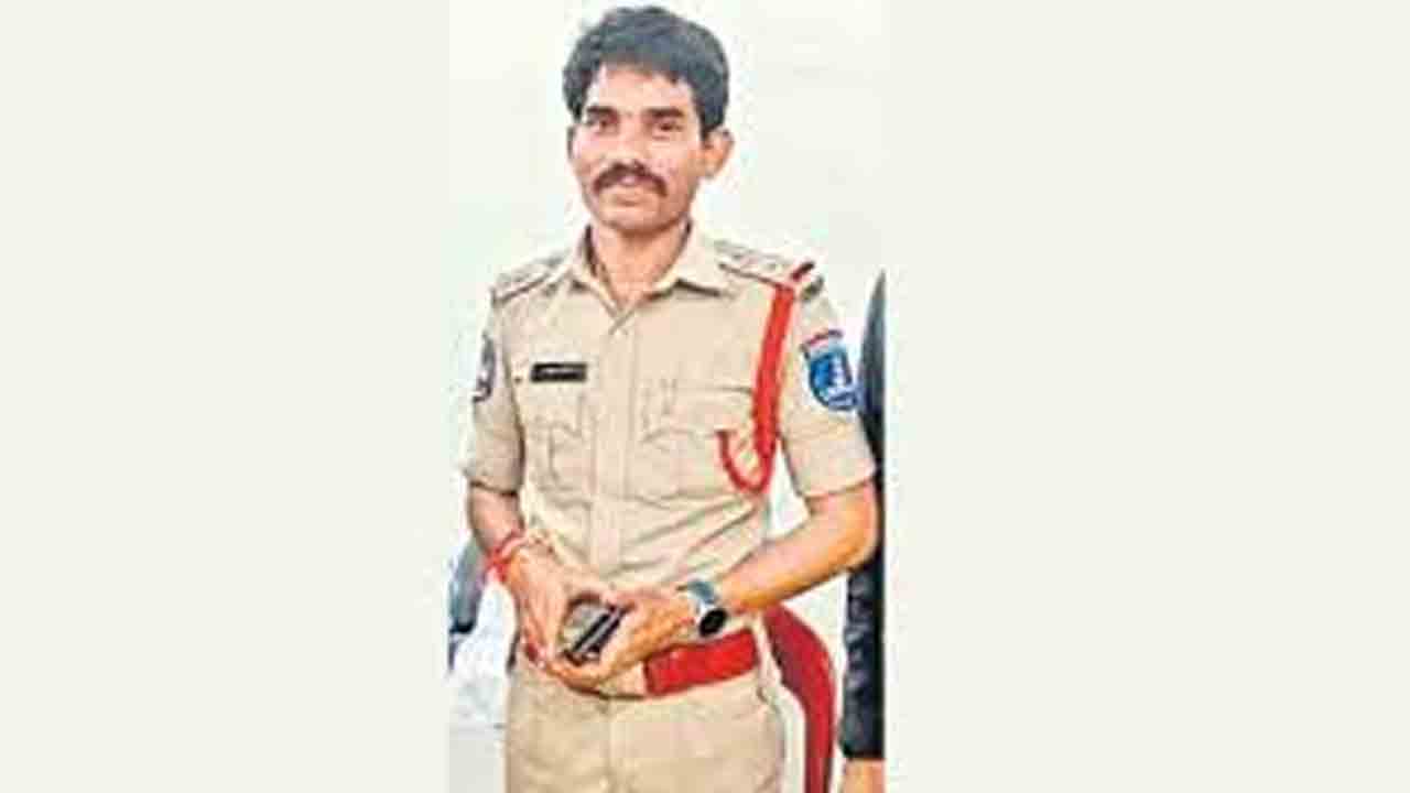 SI Shankar | డీజే నిర్వాహకులనూ వదల్లే.. 15 వేలు లంచం తీసుకుంటూ ఏసీబీకి చిక్కిన ఎస్ఐ
