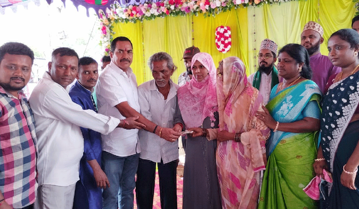 VHR Foundation | నిరుపేద యువతి వివాహానికి వీహెచ్‌ఆర్‌ ఫౌండేషన్‌ చేయూత